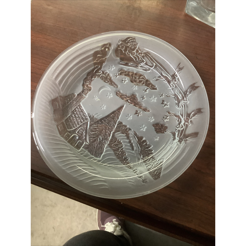 Vintage The Night Before Christmas Celebrations Crystal Clear 7” Frosted Plate
